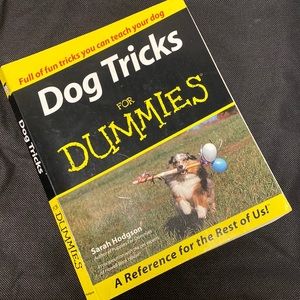 For Dummies “Dog Tricks” A Reference for the rest of us! (Used;not nwt)